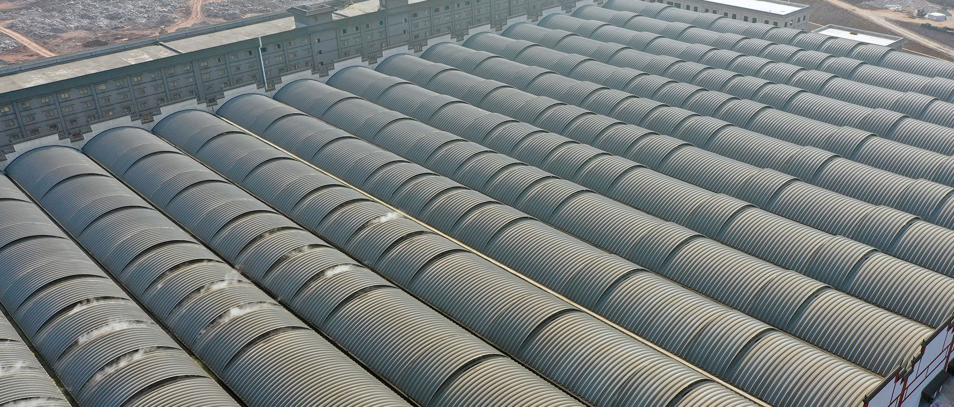 拱形波紋鋼屋蓋